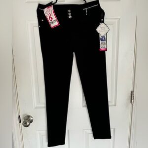 Thrill Women’s Black Skinny Jeans